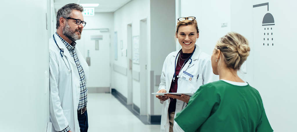 physicians having a conversation